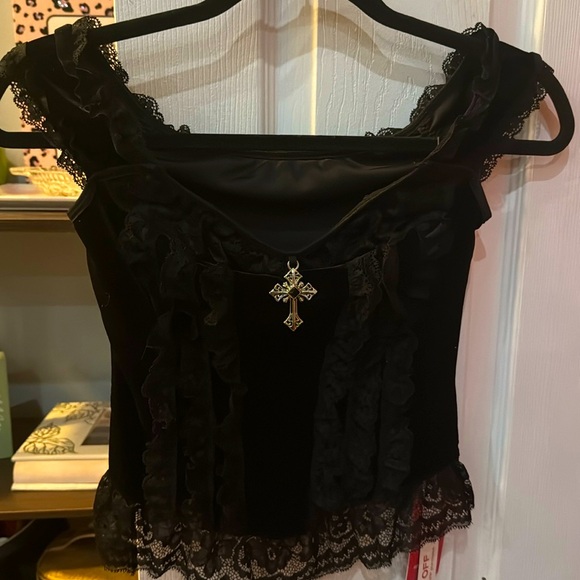 ROMWE Tops - NWT Romwe Velour and Lace Cap Sleebe Shirt